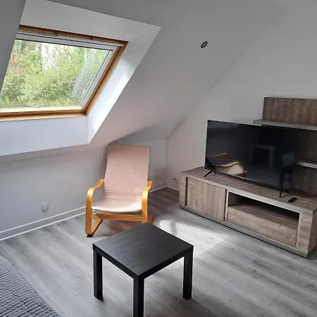 Proche Centre, Cotes De Granit Rose * Lannion